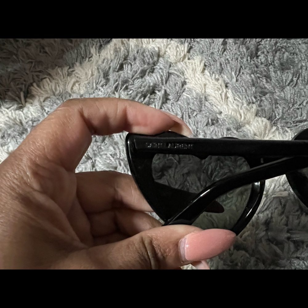 Saint Laurent Lou Lou Sunglasses - Picture 3 of 5